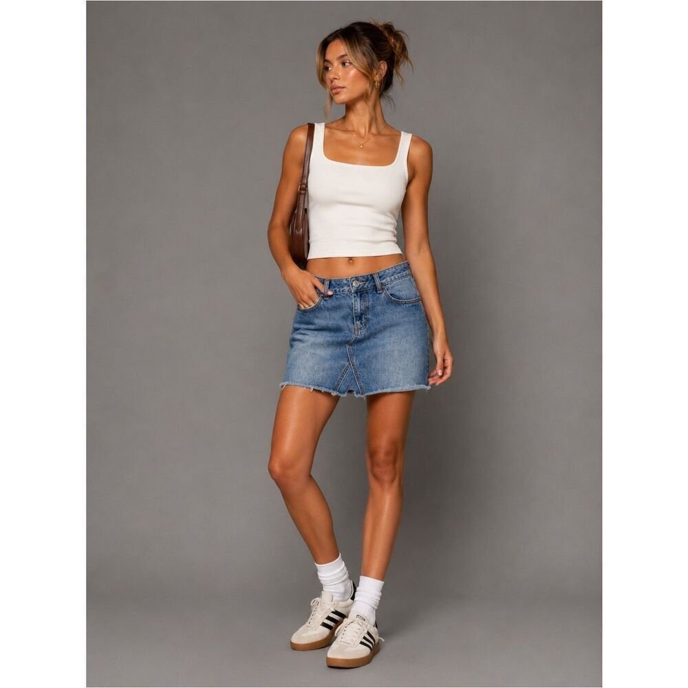 refuge Solid Blue Medium Wash Denim Jean 100% Cotton Casual Mini Skirt size M